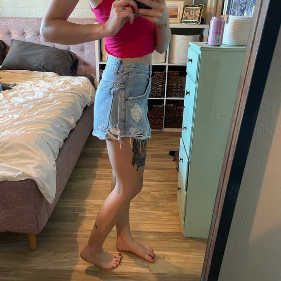 Carmar mini skirt 24 - Picture 7 of 9